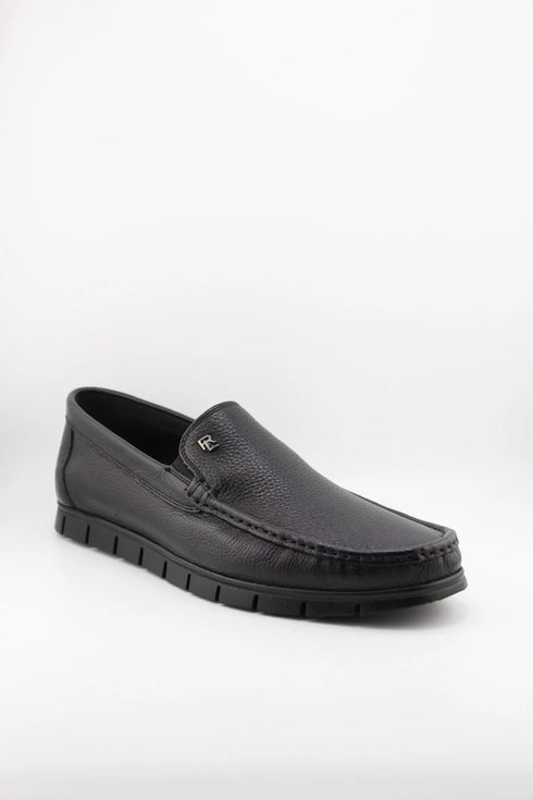 DFC Relax Men Pebbled Leather Loafer with Treaded Sole