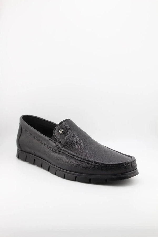 DFC Relax Men Pebbled Leather Loafer with Treaded Sole