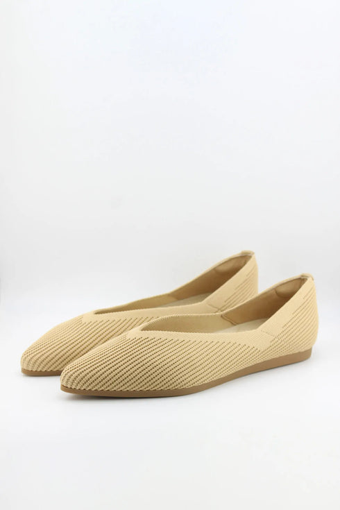 Miss Elastic Knit Pointed-Toe Flat Shoe