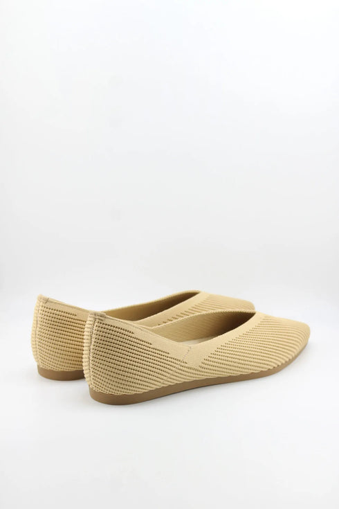 Miss Elastic Knit Pointed-Toe Flat Shoe