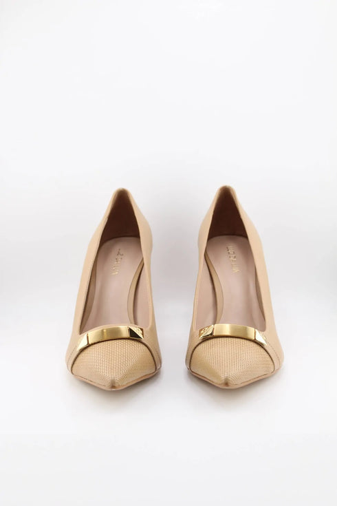 Luz da lua Pointed Toe Heels with Gold Accent