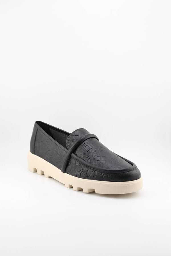 Luz da lua Embossed Slip-On Loafers with Lug Sole