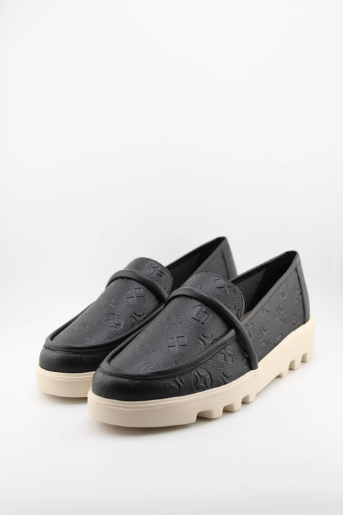 Luz da lua Embossed Slip-On Loafers with Lug Sole