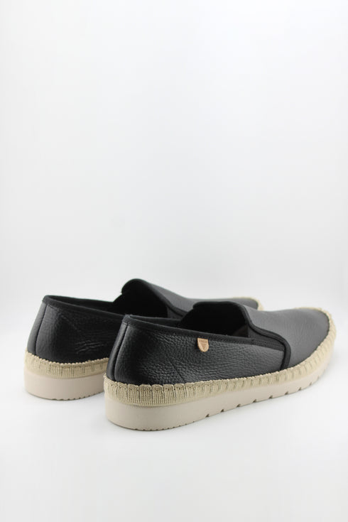 Verbenas Men Perforated Slip-On Loafers with Braided Trim