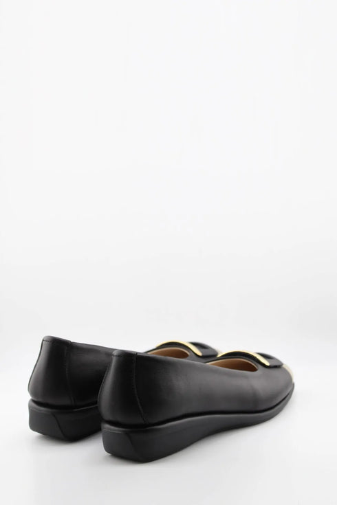 DFC Relax Leather Buckle Cap Toe Flats