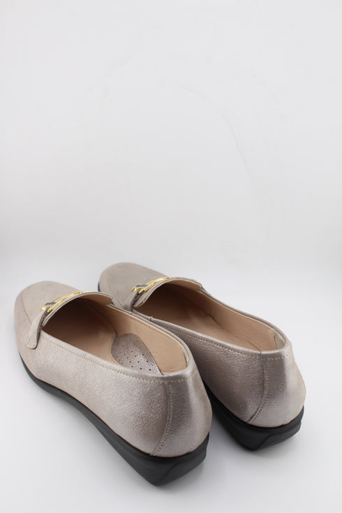 DFC Relax Metallic-Finish Leather Loafers with Buckle