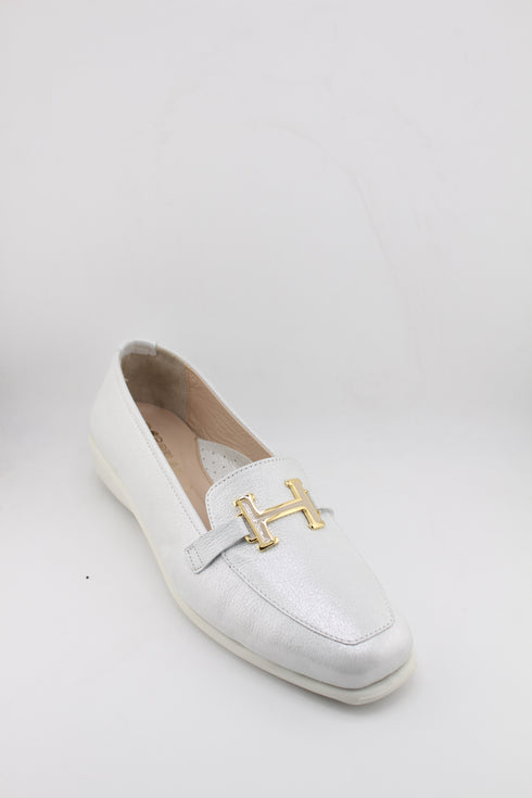 DFC Relax Metallic-Finish Leather Loafers with Buckle