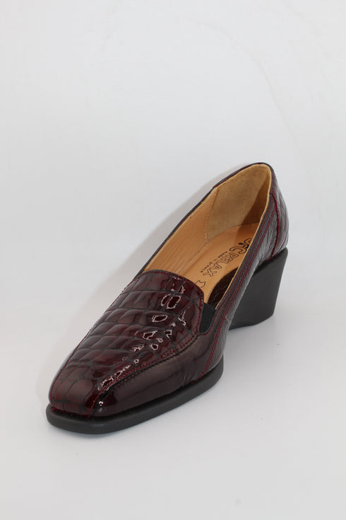 DFC Relax Crocodile Embossed Wedge Loafers
