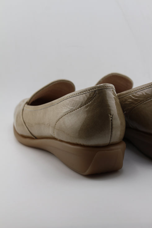 DFC Relax Sleek Leather Wedge Heel Shoes