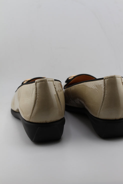 DFC Relax Classic Loafer with Decorative Buckle