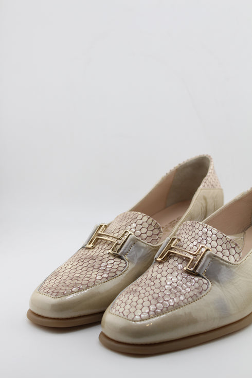 DFC Relax Textured Patent Leather Block Heel Loafers with Buckle