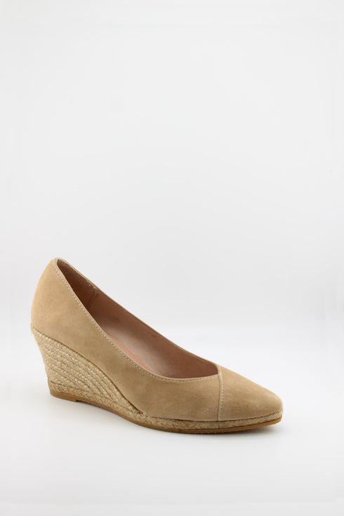 Gaimo Suede Espadrille Wedge Pumps